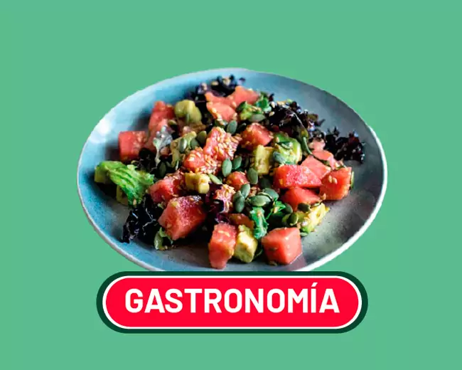 ensalada de sandia y aguacate
